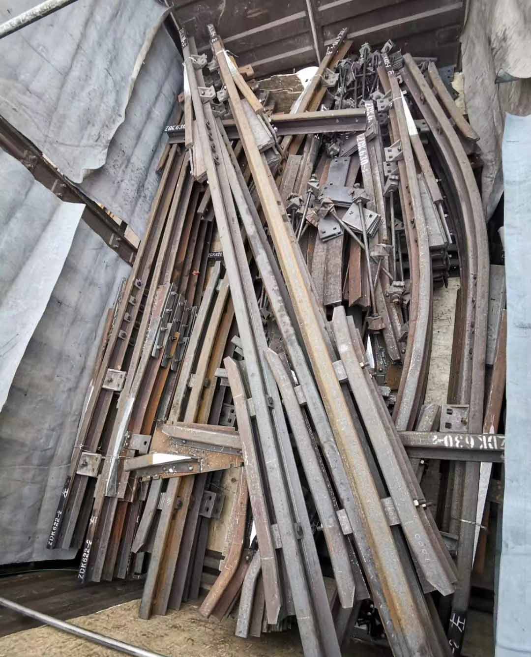 礦用非標道岔發(fā)貨